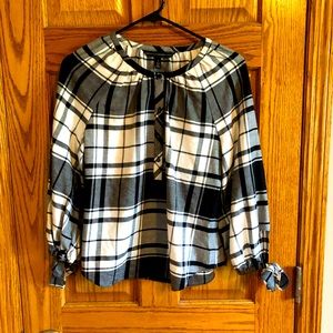 White House Black Market top